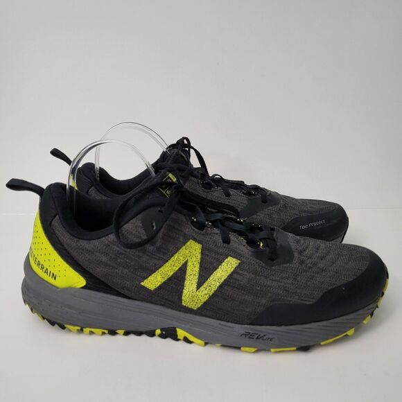 NEW BALANCE Nitrel V3 Trail Shoes Mens 12 Black Yellow MTNTRCS3 Hiking Outdoors - Picture 1 of 14